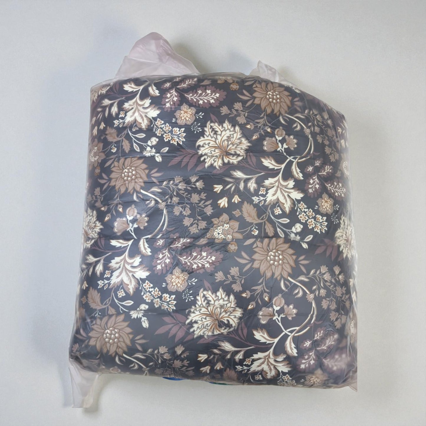 Razi Razai [King] - Quilts & Comforters - PKR 9,000